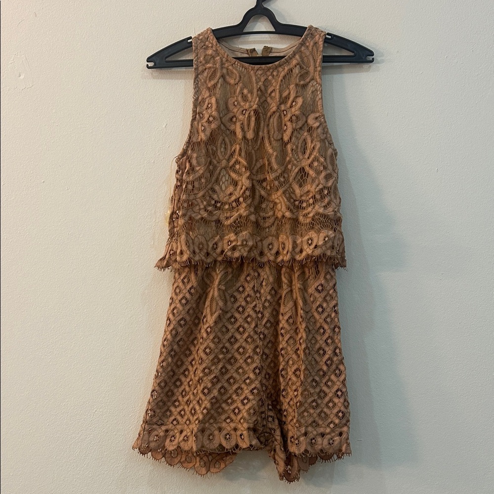 Elegant Tan Lace Sleeveless Romper